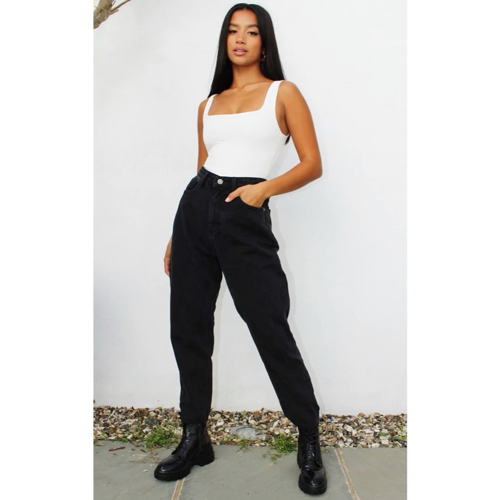 NWT PrettyLittleThing Petite Black Slim Mom Jean